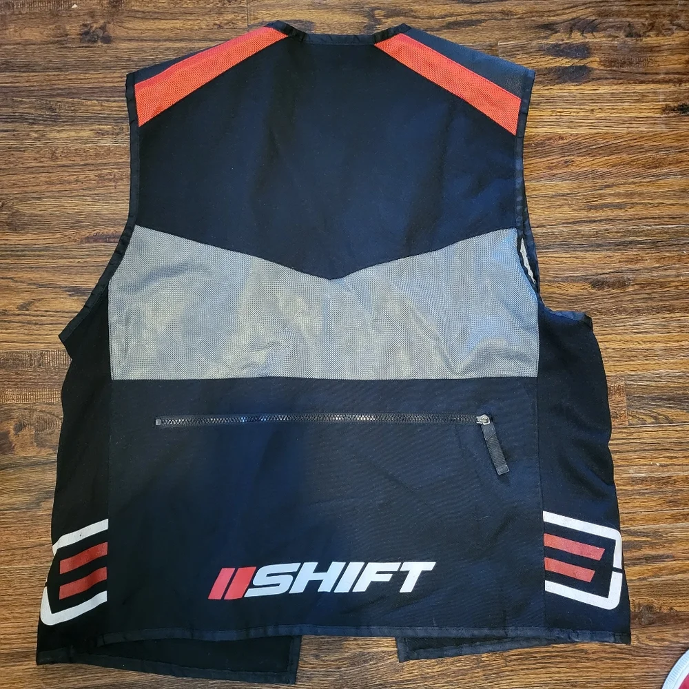 Shift rancing - Picture 2 of 4